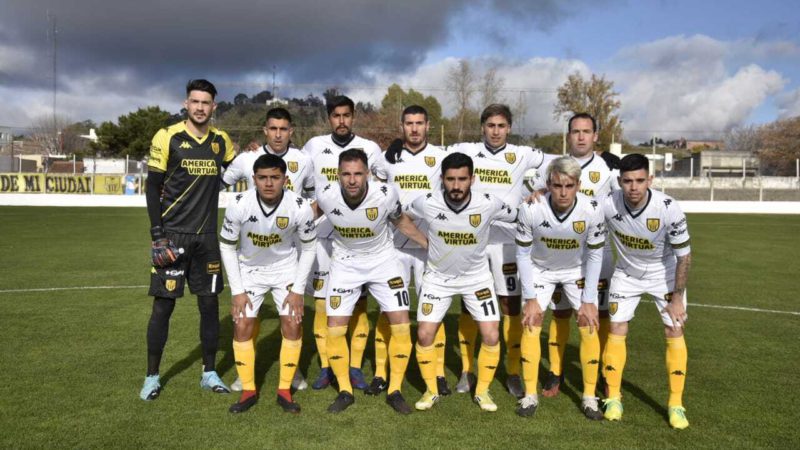 Santamarina juega ante Ferro, despide a su técnico y disfruta la vuelta de Alustiza