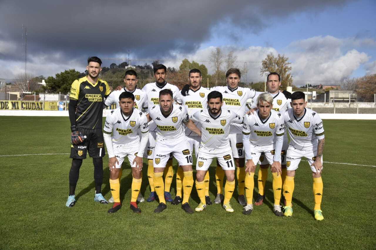 Santamarina juega ante Ferro, despide a su técnico y disfruta la vuelta de Alustiza