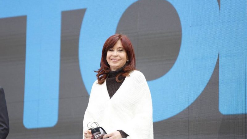 Cristina Kirchner: “Necesitamos hombres y mujeres capaces de soportar las más grandes presiones”