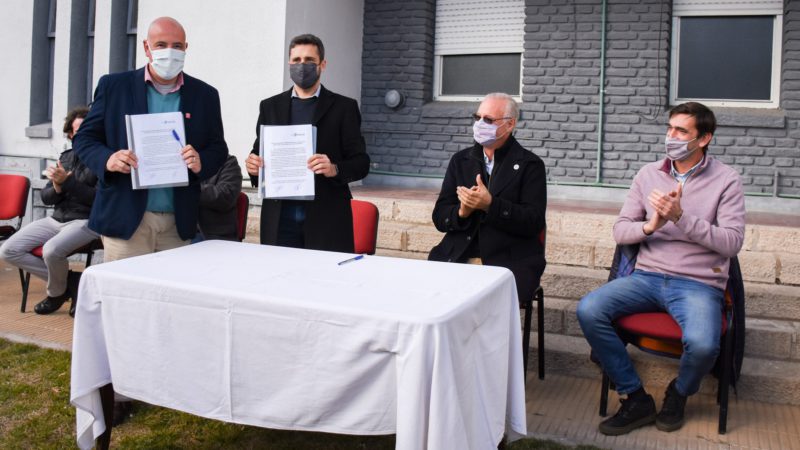 Iparraguirre y Gollán anunciaron la construcción de la Escuela de Enfermería en el Centro de Vías Respiratorias Tandil