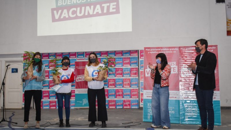 Se realizó un acto homenaje a los trabajadores y trabajadoras de las postas vacunatorias contra el COVID-19