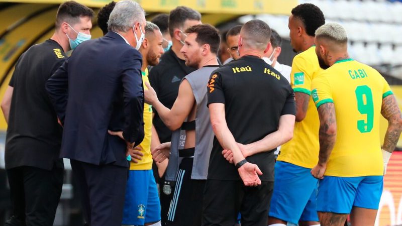 Brasil vs Argentina: el papelón mundial con más teatro que fútbol