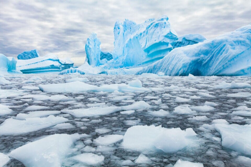 Cambio climático: el deshielo polar está cambiando también la corteza terrestre