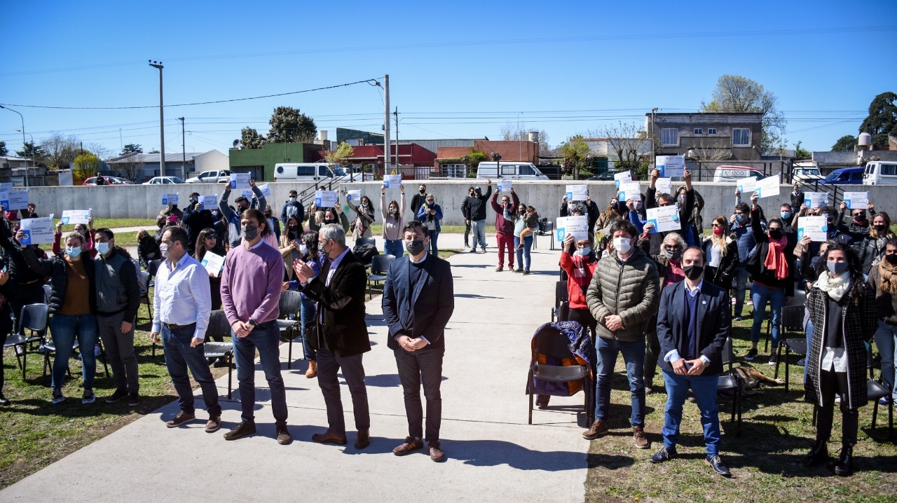 Casa Propia: Ferraresi entregó nuevos créditos y lotes para la construcción de viviendas en Tandil