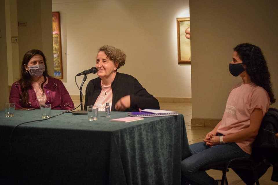 Se presentó en el Auditorio del MUMBAT “Curaduría afectiva” el nuevo libro de Kekena Corvalán