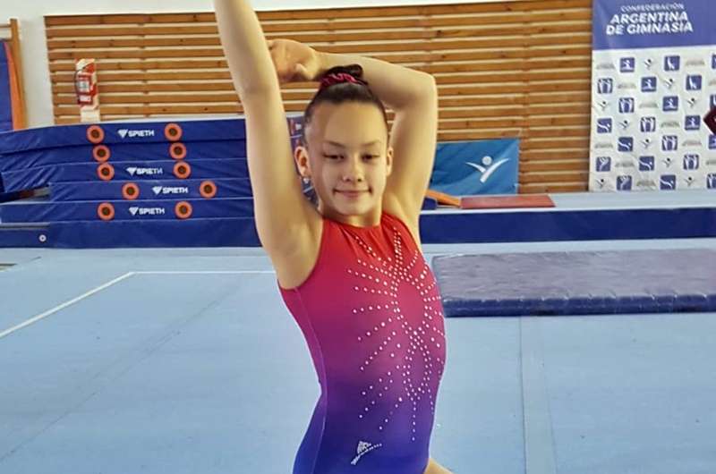 Maia Cordero entrena en el CENARD junto a la élite nacional de gimnasia artística