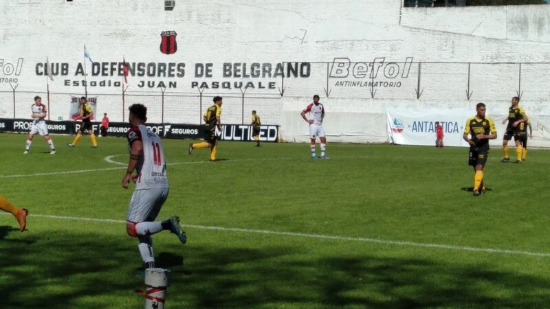 Primera Nacional: Santamarina igualó en su visita a Defensores de Belgrano