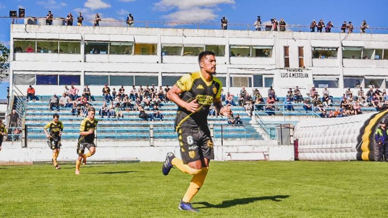 Santamarina recibe a Deportivo Morón con el objetivo de ganar en casa