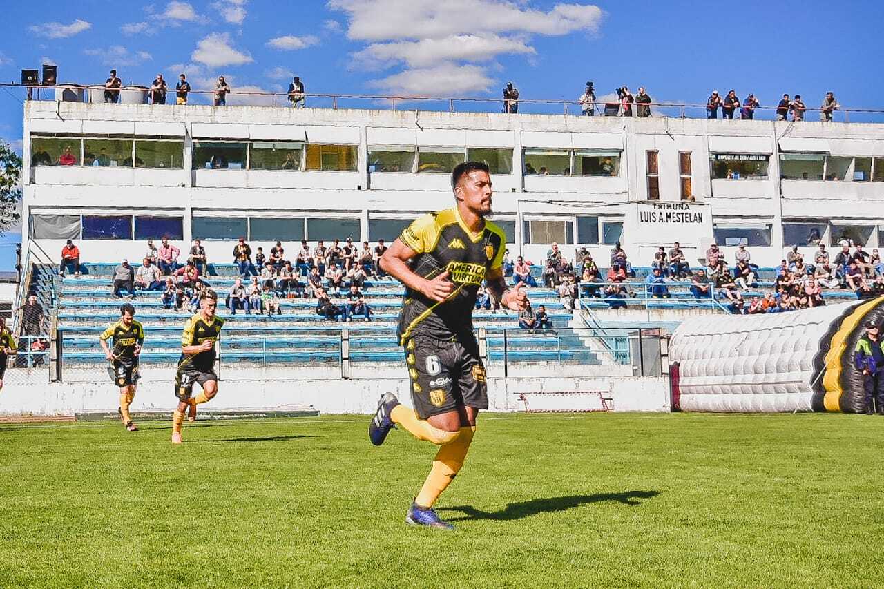 Santamarina recibe a Deportivo Morón con el objetivo de ganar en casa