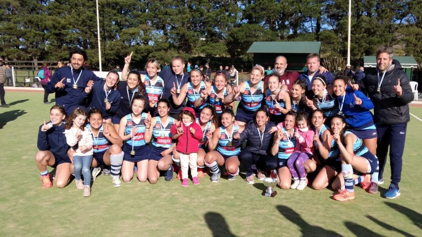 Universitario venció a Los 50 y se quedó con el Regional de Hockey B