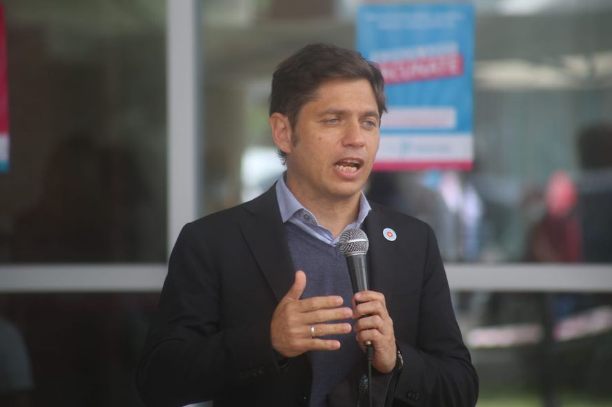 El gobernador Kicillof anunció primeras dosis de vacunas libres para todas las edades desde el 30 de noviembre