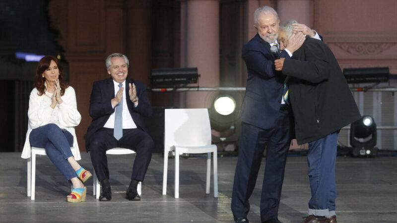 Alberto Fernández, Cristina Kirchner y un acto con dos mensajes: la unidad y el rechazo al ajuste