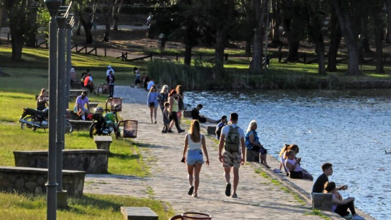 Tandil se ubicó en el podio de las ciudades bonaerenses con ocupación récord de turistas