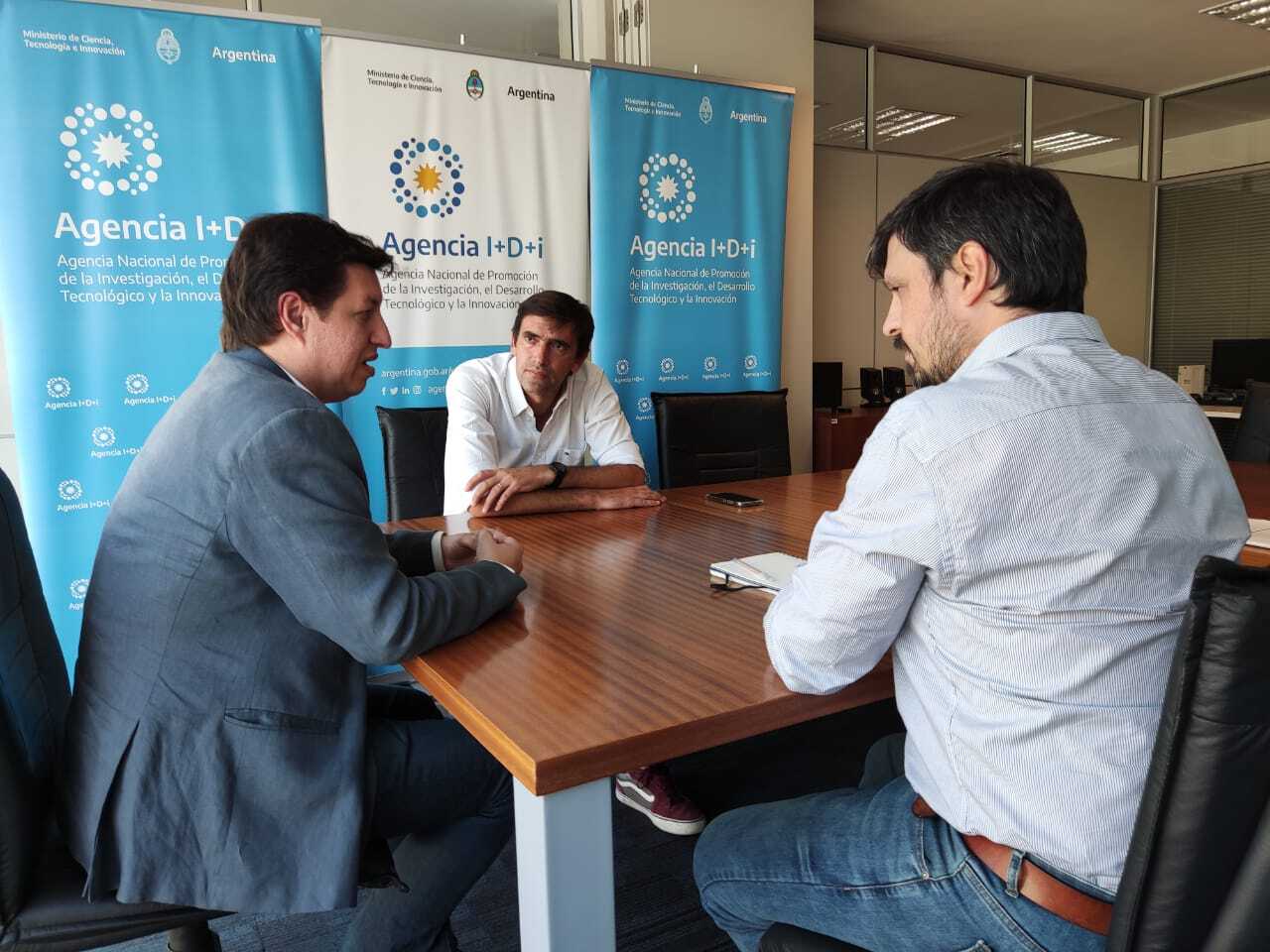 Iparraguirre confirmó una inversión de seis millones de pesos para un proyecto de la UNICEN