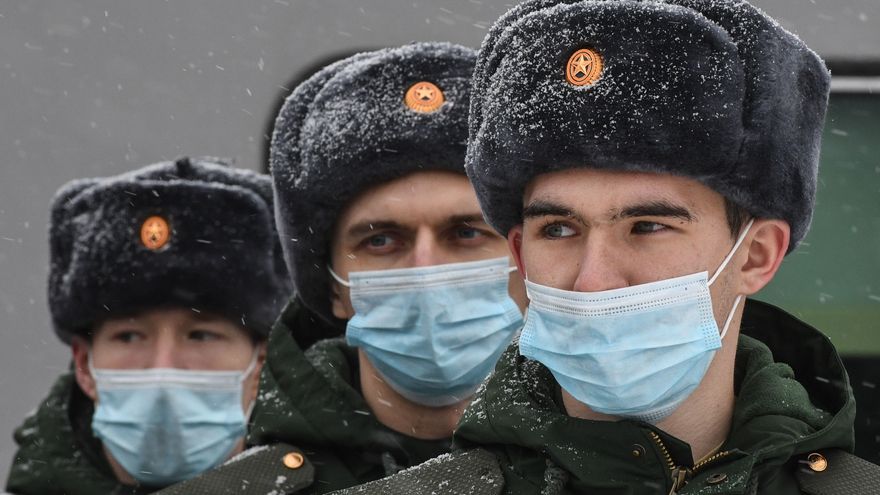Conflicto Rusia – Ucrania:  tras reconocer la independencia de las regiones separatistas Putin ordena a las Fuerzas Armadas entrar en Donetsk y Lugansk