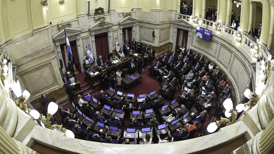 Cristina Fernández convocó al Senado a debatir el acuerdo con el Fondo