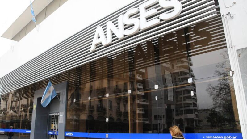 Ante la alta demanda en las inscripciones para el Refuerzo de Ingresos ANSES abrirá este sábado sus oficinas en todo el país