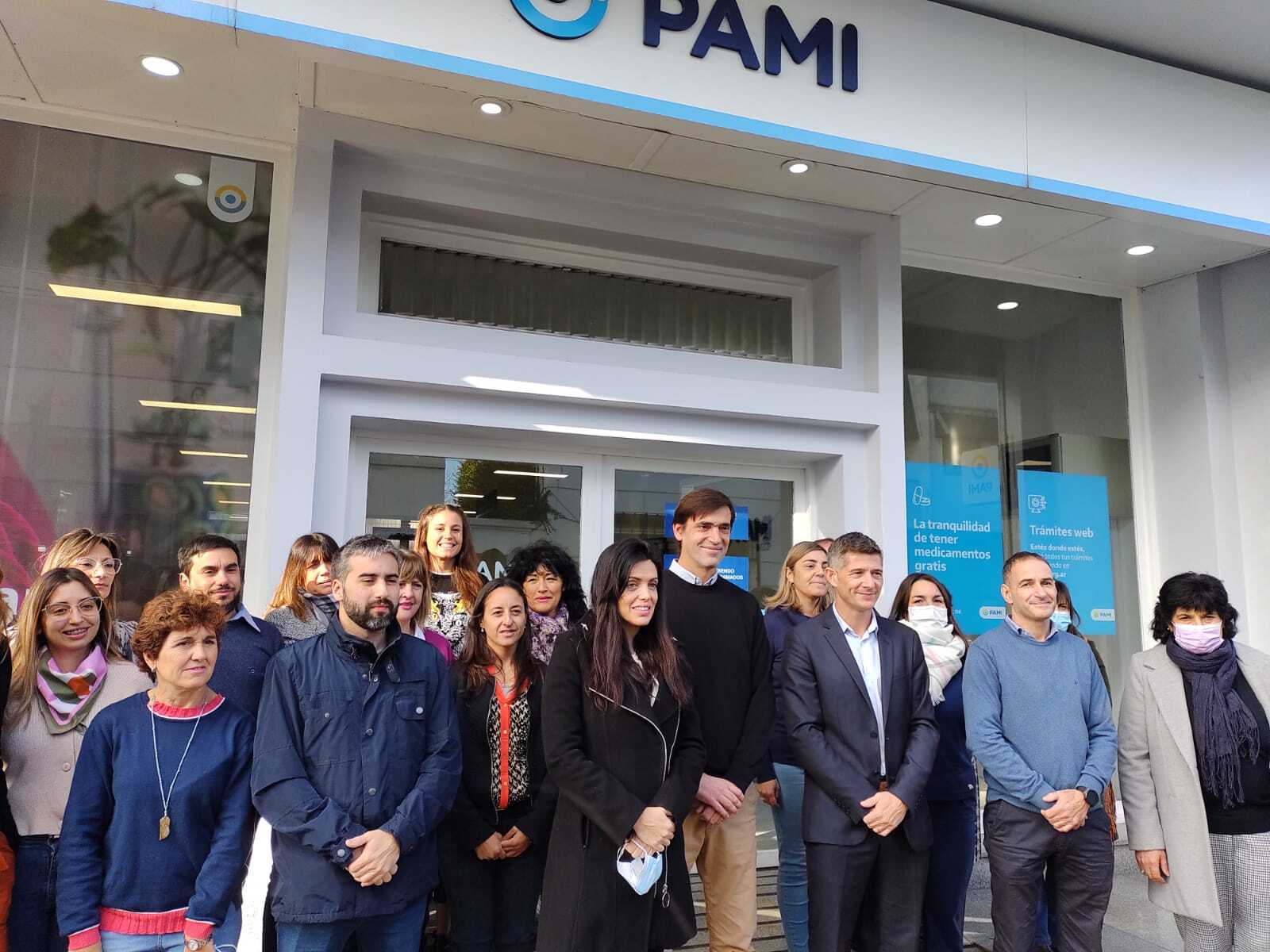 Luana Volnovich firmó los nuevos contratos con prestadores de imágenes y especialistas para continuar ampliando los beneficios para los afiliados a PAMI en el marco del sistema de libre elección