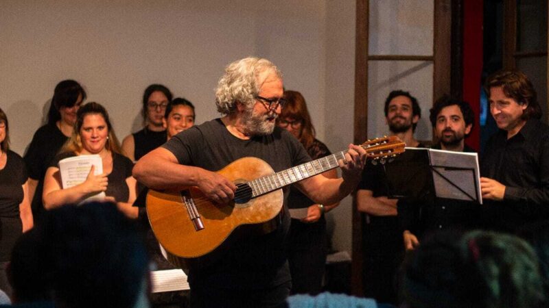 El Coro Universitario y la Escuela de Guitarras de la UNICEN abren sus convocatorias