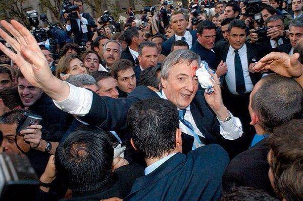 Se cumplen 19 años de la asunción de Néstor Kirchner como Presidente de la Nación: El hombre que asumió con 60% de pobreza, más desocupados que votos y sacó al país del fuego