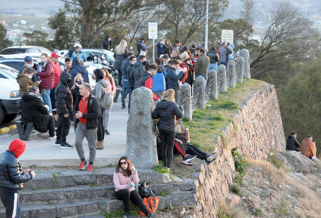 Feriados Nacionales en Tandil: la ciudad recibirá a miles de turistas en un fin de semana largo que tendrá los festejos del Día del Padre y bajas temperaturas