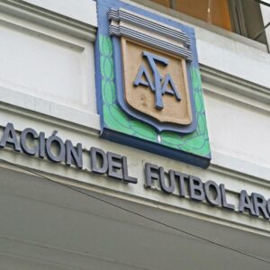 ¿Se suspenden los descensos en el fútbol argentino?: un rumor que toma fuerza en la AFA y que puede ser una buena noticia para Santamarina