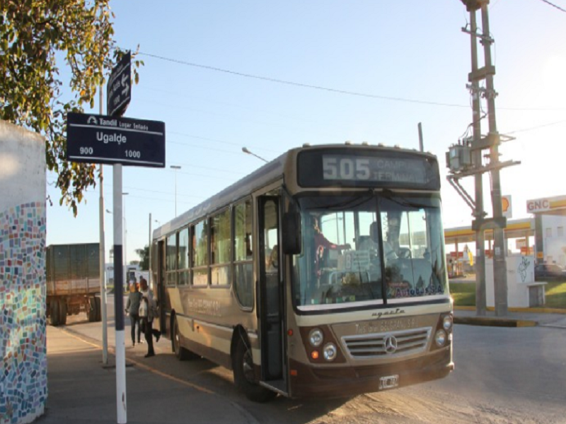 Malestar de los usuarios de varios barrios de Tandil por el nuevo pliego del transporte público y el valor del boleto que aumentará desde el lunes