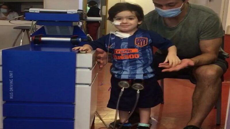 El nuevo parte médico indicó que Isidro respira solo, sin necesidad de oxígeno y pasó a terapia intensiva