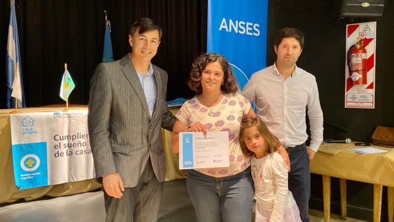 Más de 50 familias tandilenses recibieron sus créditos PROCREAR