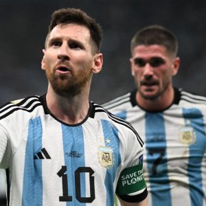 Argentina revivió con un triunfazo ante México