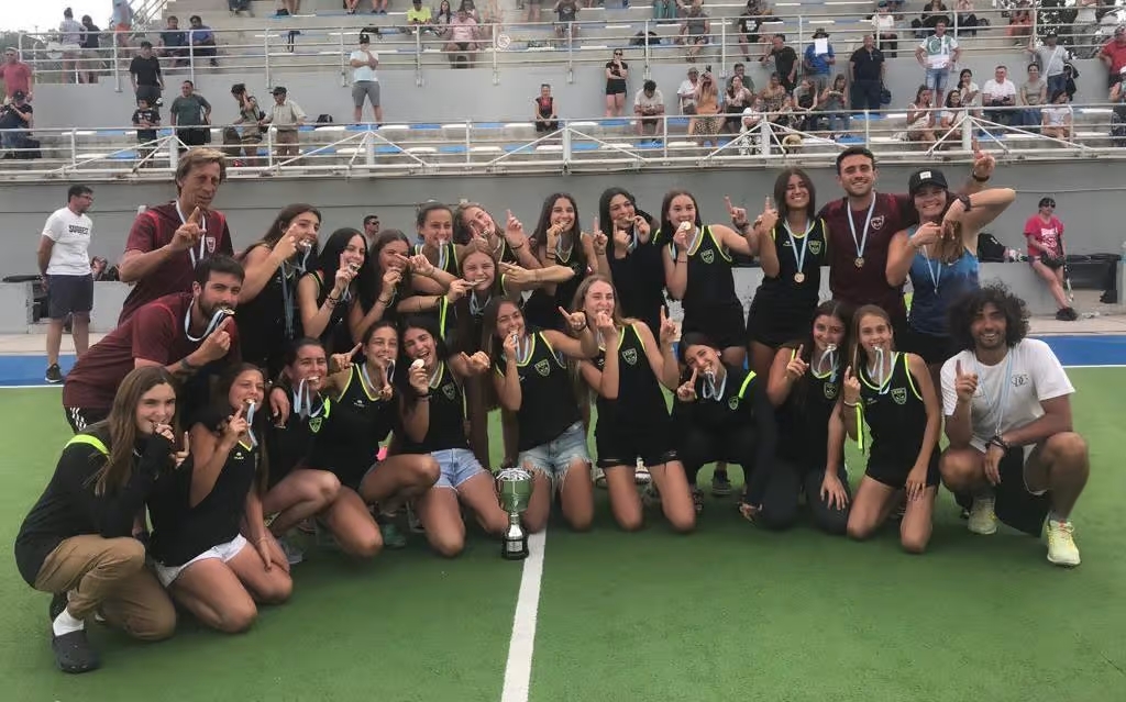 Las chicas del seleccionado sub 14 de Tandil gritaron campeonas nacionales en Mendoza y lograron el ascenso para 2023