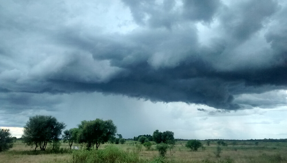 Rige un alerta meteorológica por fuertes lluvias y ocasional caída de granizo en Tandil y la zona