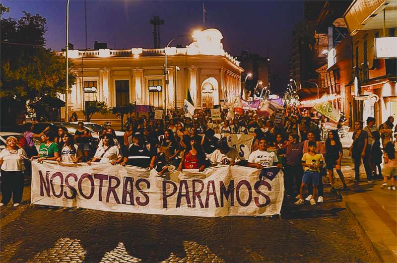 8M en Tandil: una marea de mujeres marchó por el centro de Tandil reivindicando derechos y conquistas en un nuevo Día de la Mujer Trabajadora