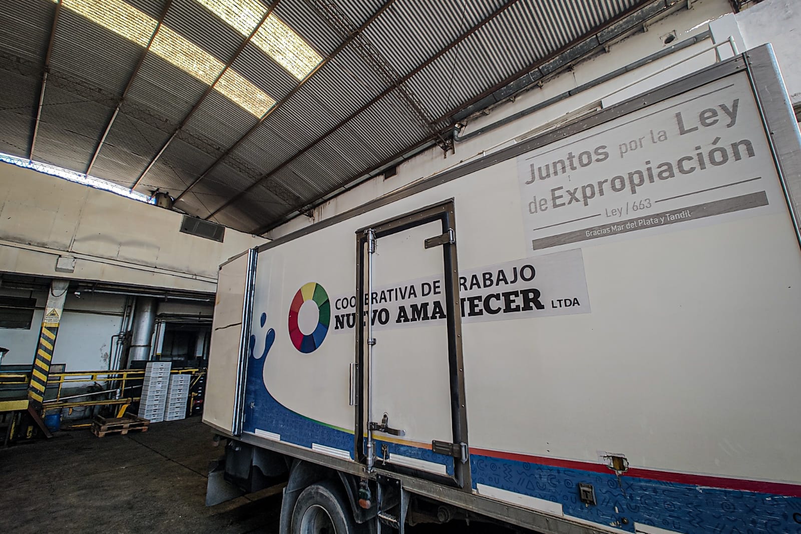 Crisis en la Cooperativa Nuevo Amanecer: dejó de producir leche y la deuda con tamberos asciende a los $300 millones