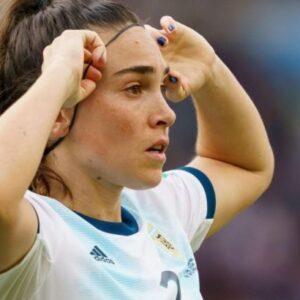 Agustina Barroso: «A las próximas generaciones ya les será más fácil empezar a jugar al fútbol, hoy estoy representando a la nena que la lucha desde abajo»