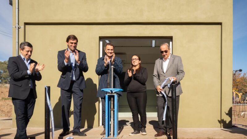 Se inauguró la Cisterna de La Movediza, una obra que salda una deuda histórica con los vecinos y duplicará la capacidad de distribución de agua potable