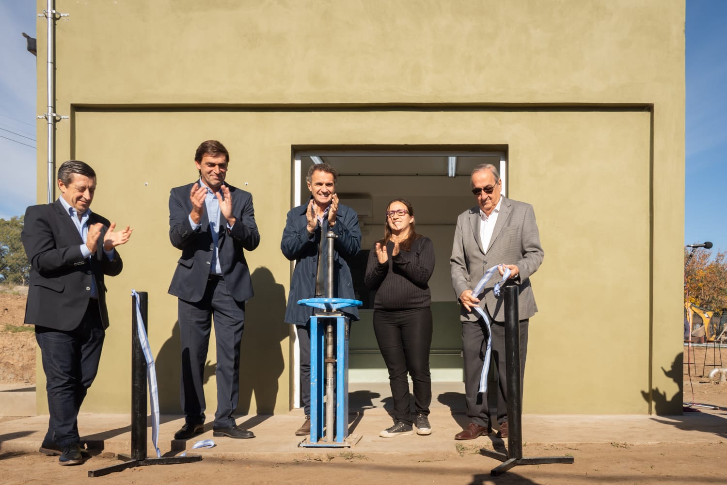 Se inauguró la Cisterna de La Movediza, una obra que salda una deuda histórica con los vecinos y duplicará la capacidad de distribución de agua potable