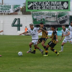 Federal A: Villa Mitre superó en fútbol a Santamarina y lo venció 2 a 0 en Bahía Blanca