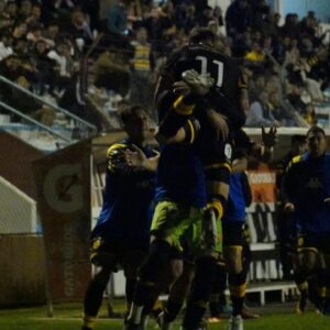 Santamarina venció a Liniers en Tandil y se ilusiona en el Federal A