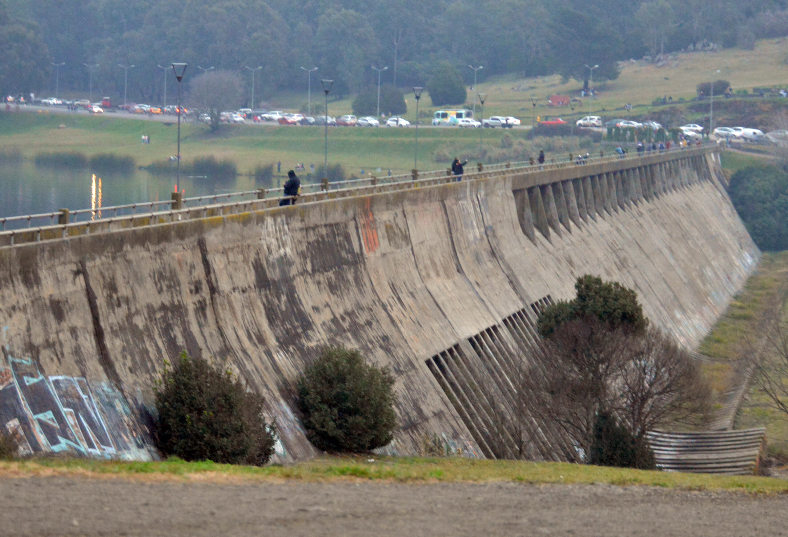 La puesta en valor de Murallón del Lago: una obra que se convertirá en hito del Bicentenario y que da un paso gigante en el cuidado y la preservación del patrimonio local