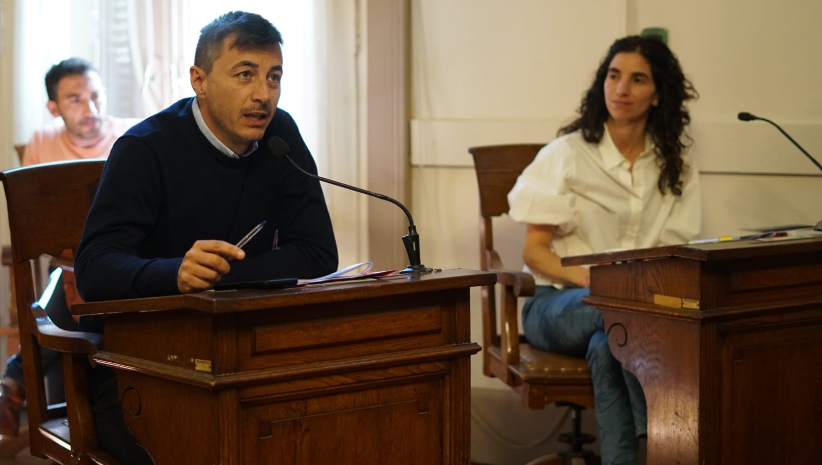 El concejal Darío Mendez le solicitó al Ejecutivo que realice las obras de apertura de calles y avance con la iluminación en el Barrio Procrear – Garbellini, para mejorar la accesibilidad al Jardín de Infantes N°928