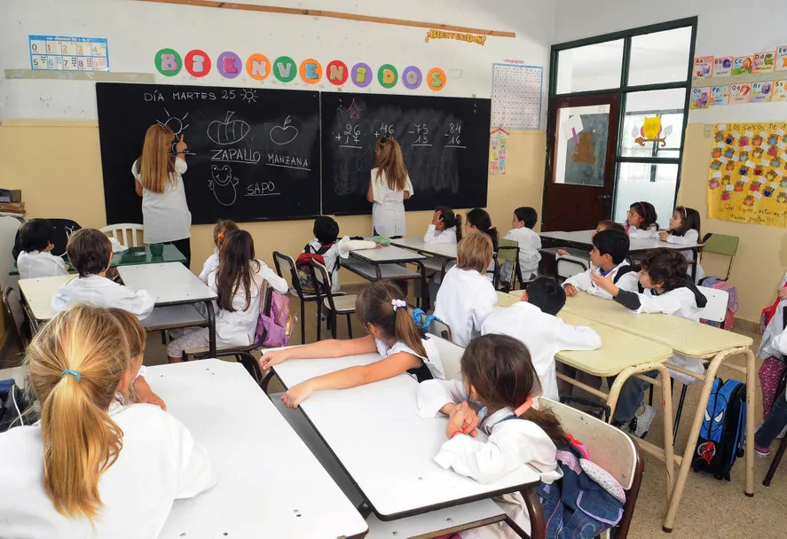 Tras las exitosas vacaciones de invierno vuelven las clases para más de 40 mil alumnos en Tandil que finalizarán su ciclo lectivo antes de Navidad