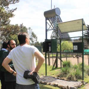 El candidato a Intendente Rogelio Iparraguirre visitó la nueva Estación Solar 100% sustentable del Centro de Rescate de Fauna Silvestre Granja Los Pibes