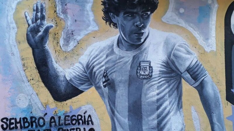 Tres años sin Diego: D10S, el argentino absoluto
