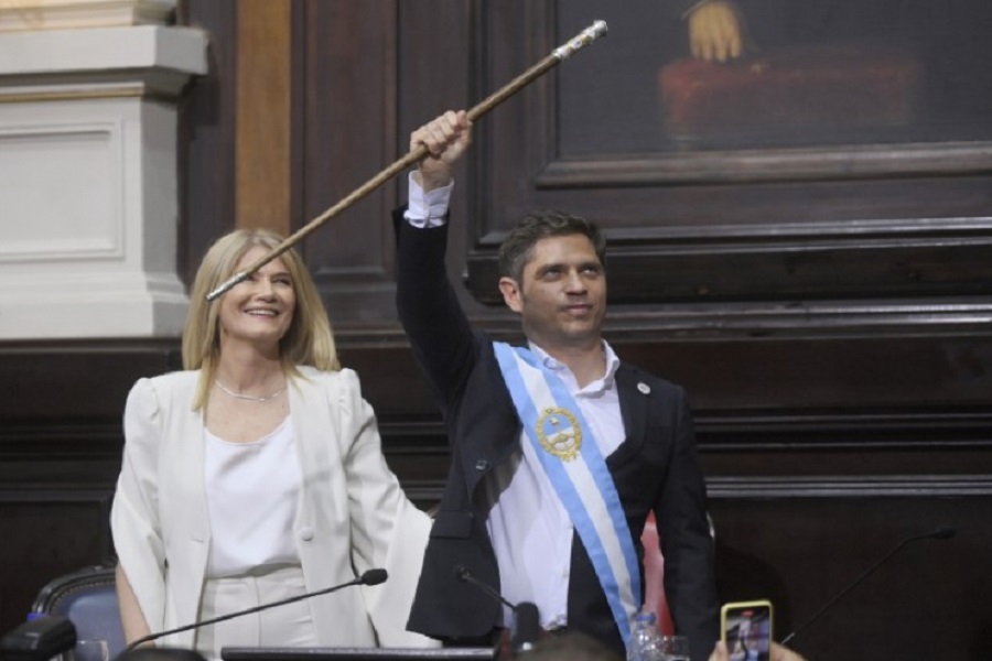 Kicillof asumió su segundo mandato en la Provincia: “Los lineamientos siguen siendo los mismos, un gobierno para el pueblo, Estado presente y una sociedad solidaria»