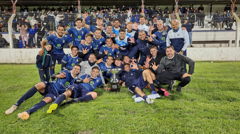 Gimnasia se coronó campeón de la Copa Bicentenario y cierra el 2023 con tres estrellas en su camiseta