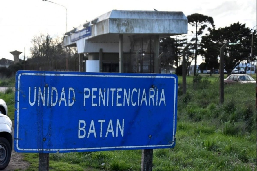 Insólita fuga: a los 73 años, se escapó de la cárcel de Batán el condenado por el doble crimen de los custodios del año 2000