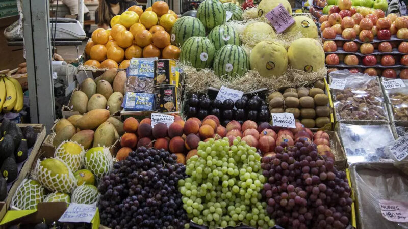 En los últimos tres meses el precio de los alimentos subió hasta 70 %: productos de almacén, frutas y carnes en el podio