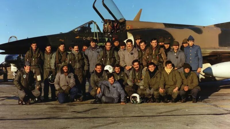 Las difíciles misiones de los Mirage de la VI Brigada Aérea en la guerra de Malvinas y el reconocimiento a los héroes